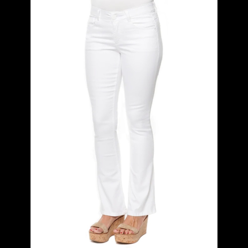 Democracy Ab"solution Itty Bitty Boot White Jeans Sz. 6X31.5 Mid Rise Stretch